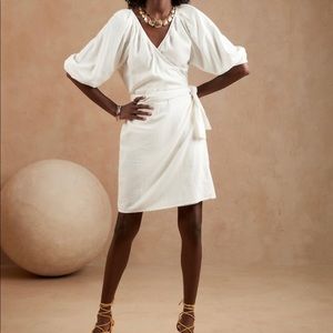 Banana Republic linen off white wrap dress